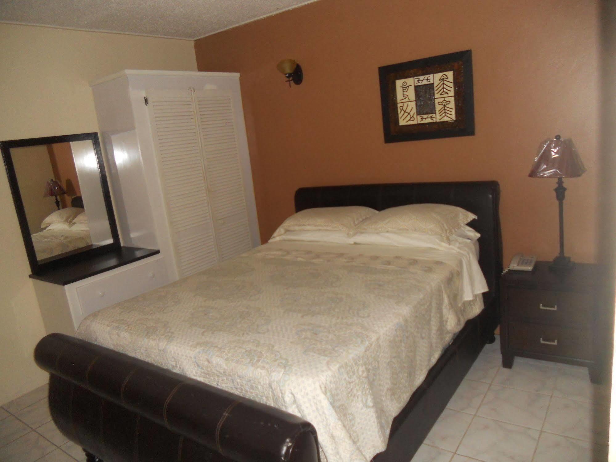 Seaview Inn Basseterre Eksteriør bilde